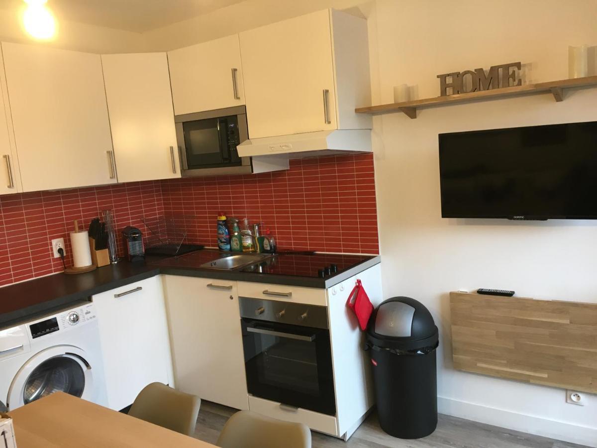 Le Perce-Neige Centre Station Apartment ริซูล ภายนอก รูปภาพ